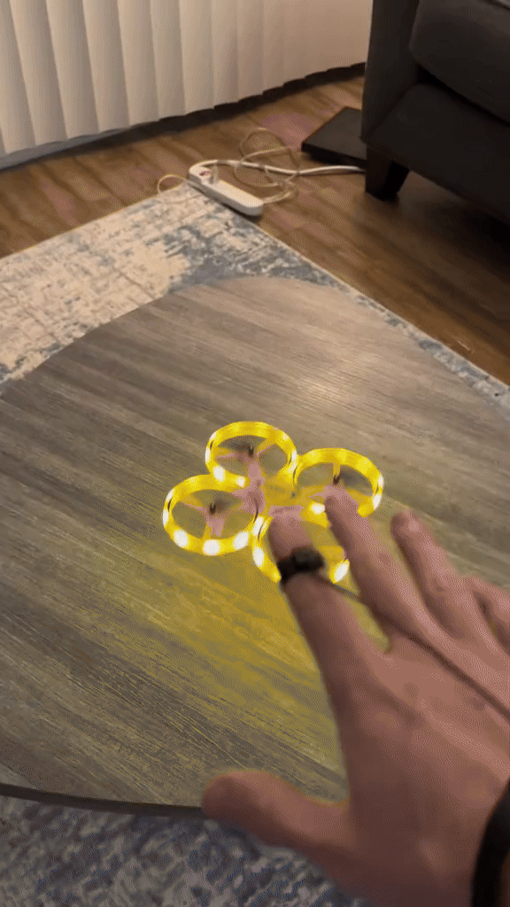 Hoverly - handstyrd drönare